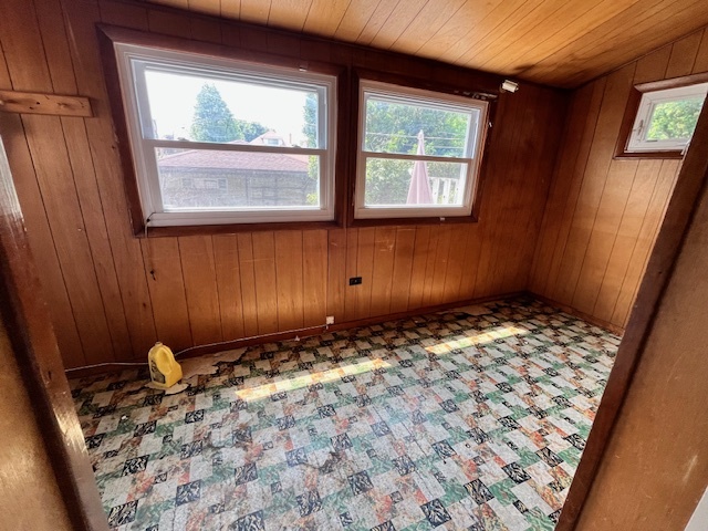 2722 Euclid Avenue Property Photo 13