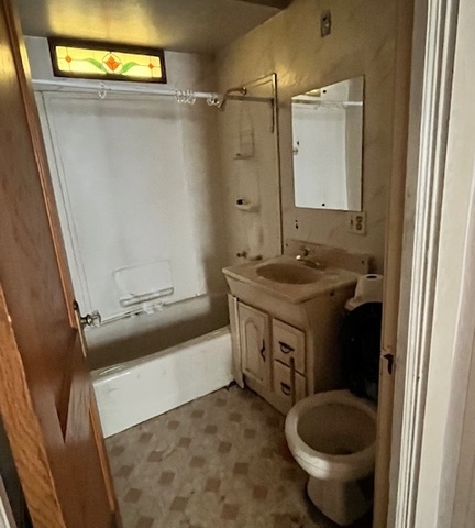 2722 Euclid Avenue Property Photo 15