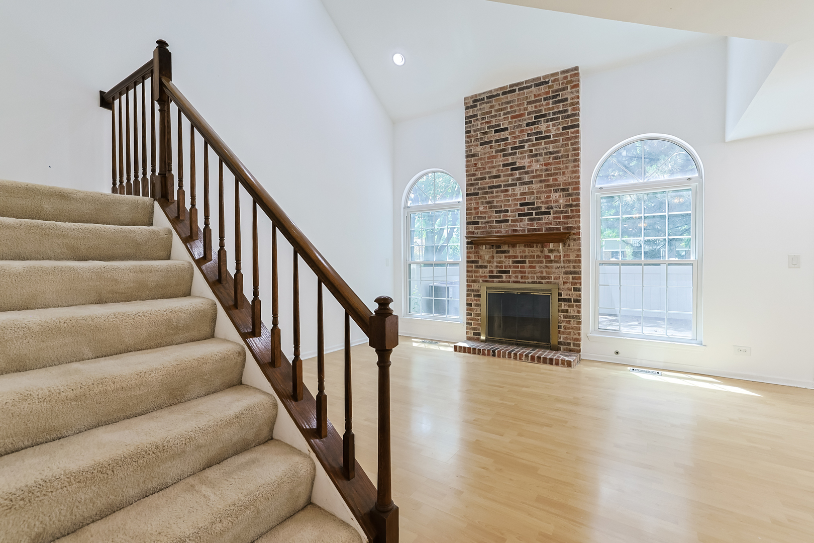 1521 Whitman Court Property Photo 6