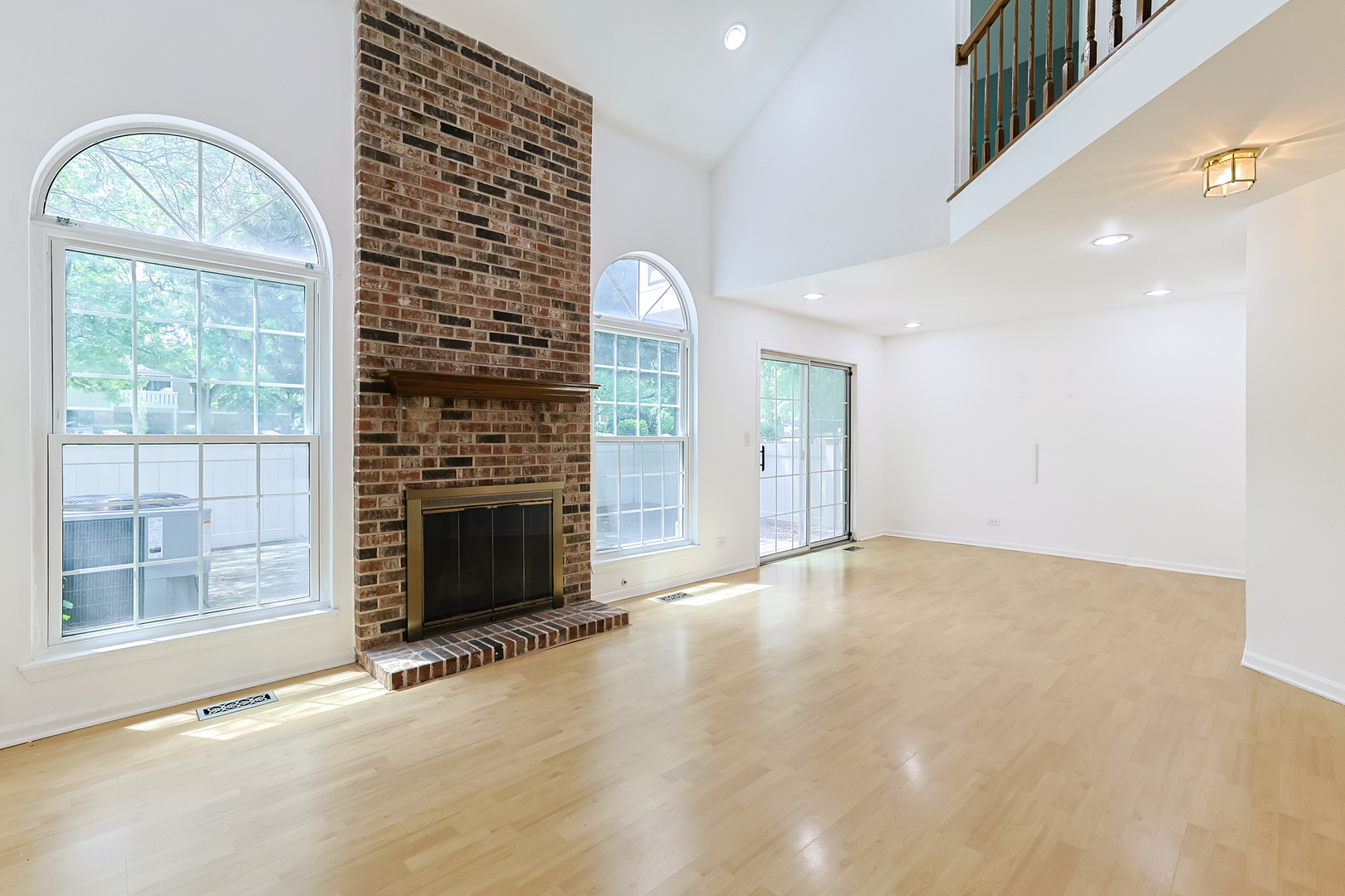 1521 Whitman Court Property Photo 10