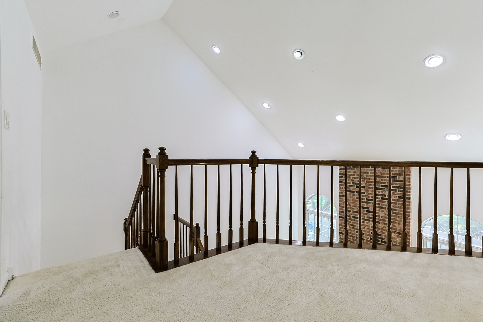 1521 Whitman Court Property Photo 18