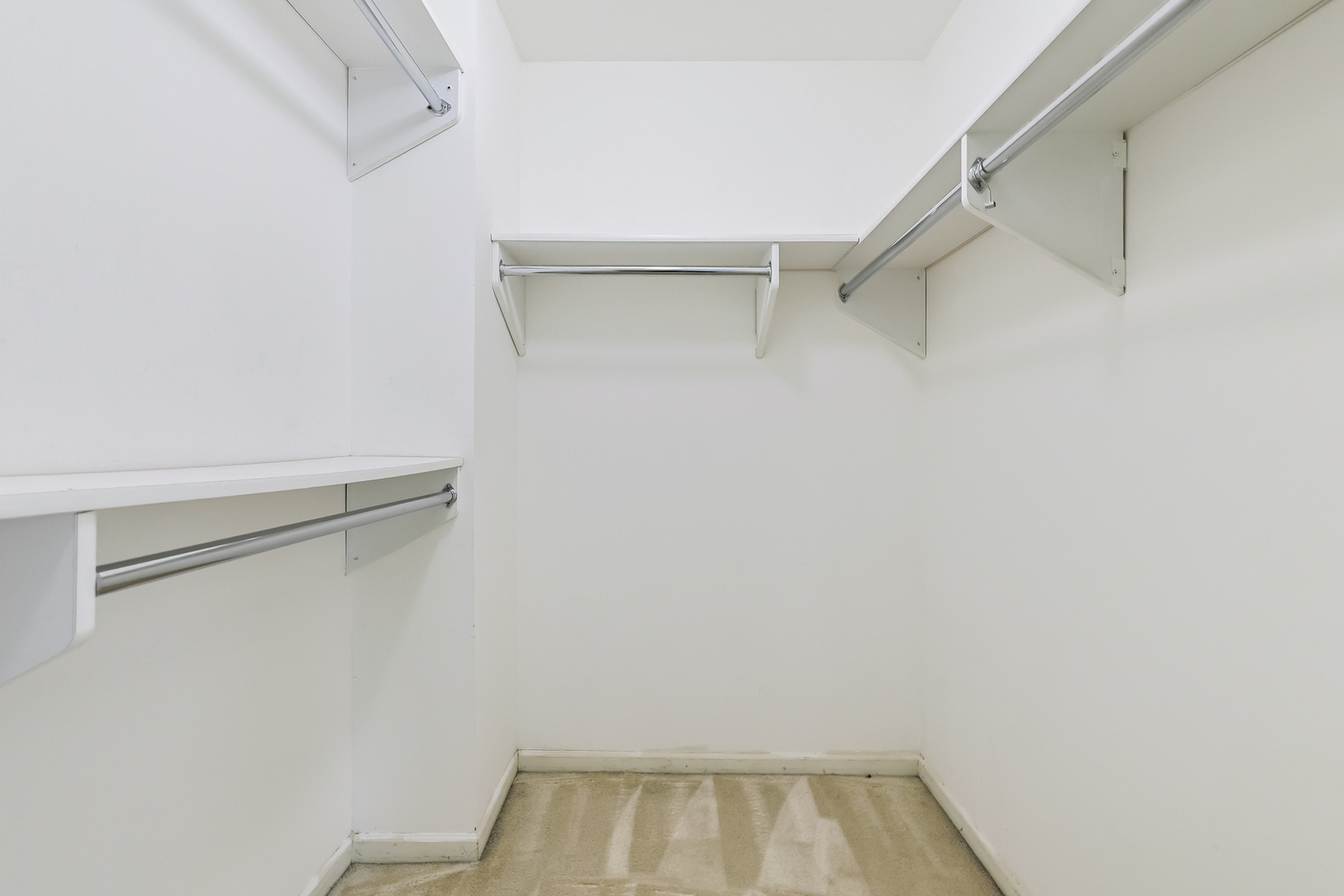 1521 Whitman Court Property Photo 28