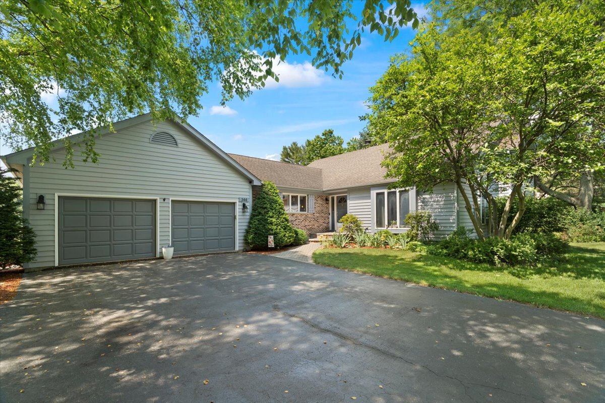 344 Prairie Avenue Property Photo 1