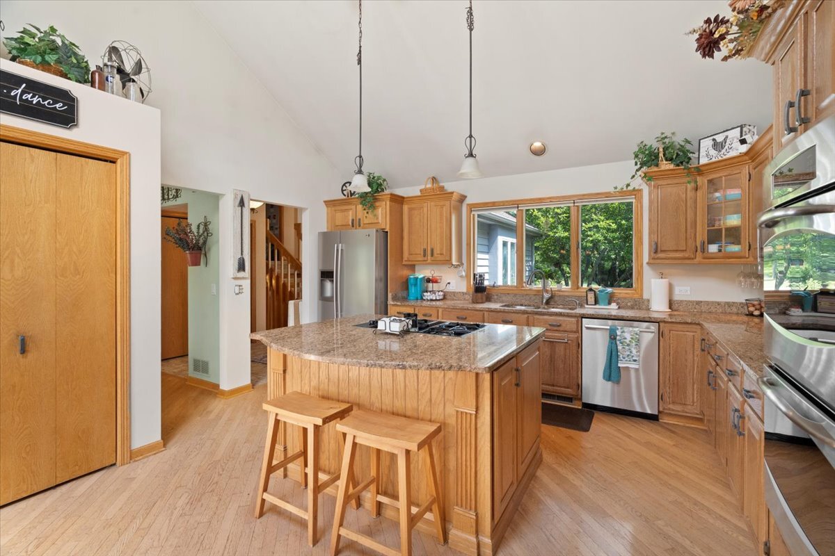 344 Prairie Avenue Property Photo 10