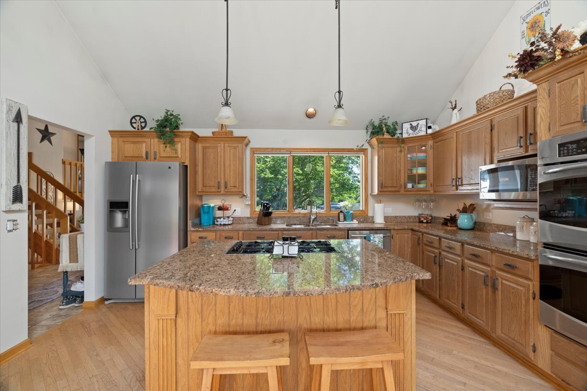 344 Prairie Avenue Property Photo 11
