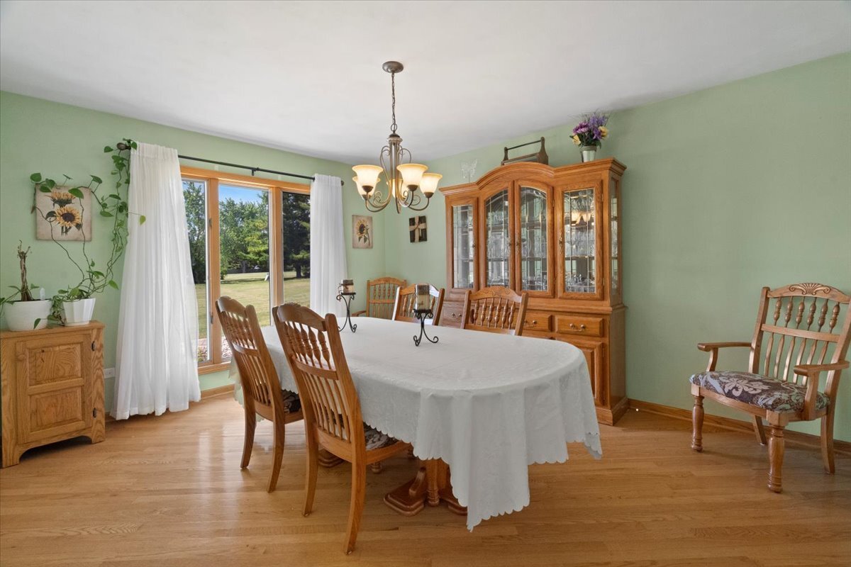 344 Prairie Avenue Property Photo 15