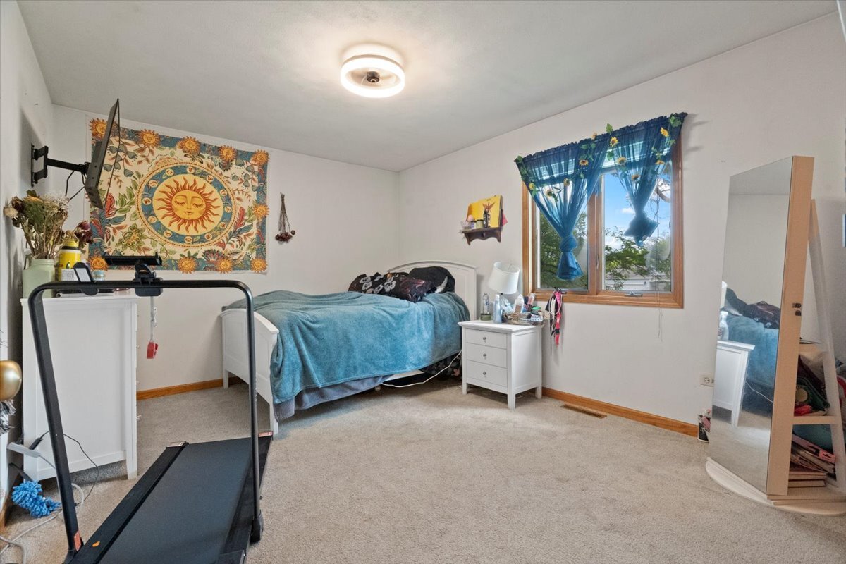 344 Prairie Avenue Property Photo 20