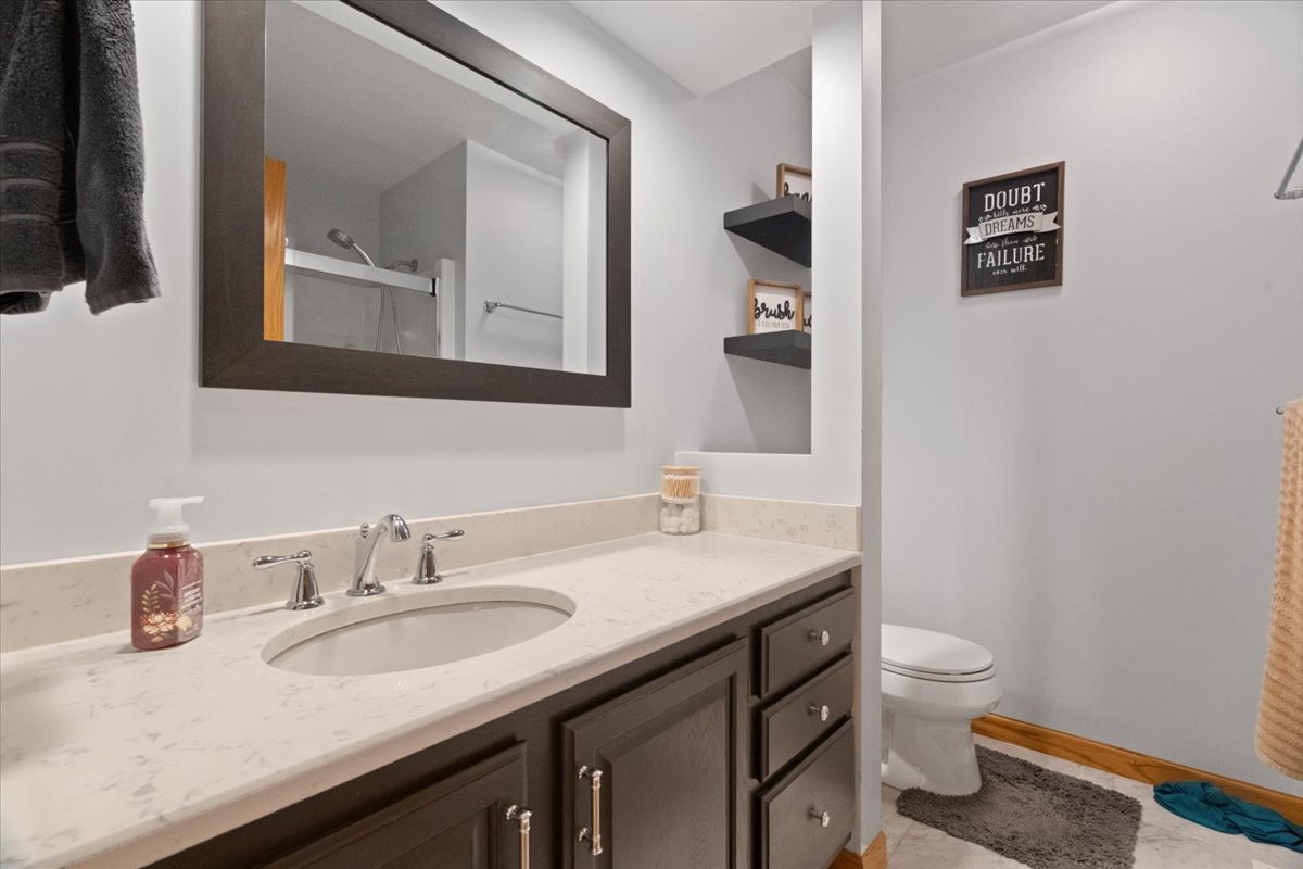 344 Prairie Avenue Property Photo 21