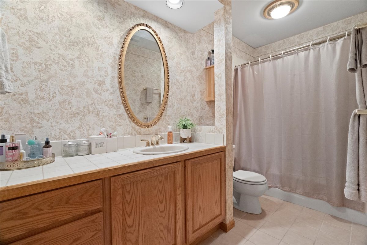 344 Prairie Avenue Property Photo 23