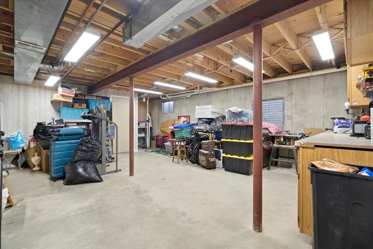 344 Prairie Avenue Property Photo 26