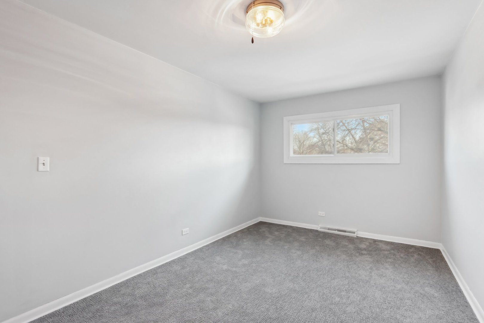 414 Skokie Court Property Photo 11