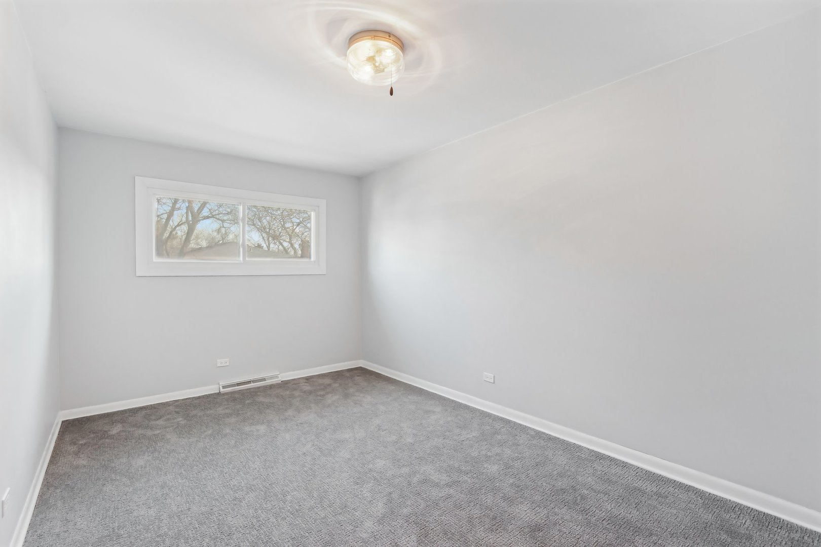 414 Skokie Court Property Photo 13