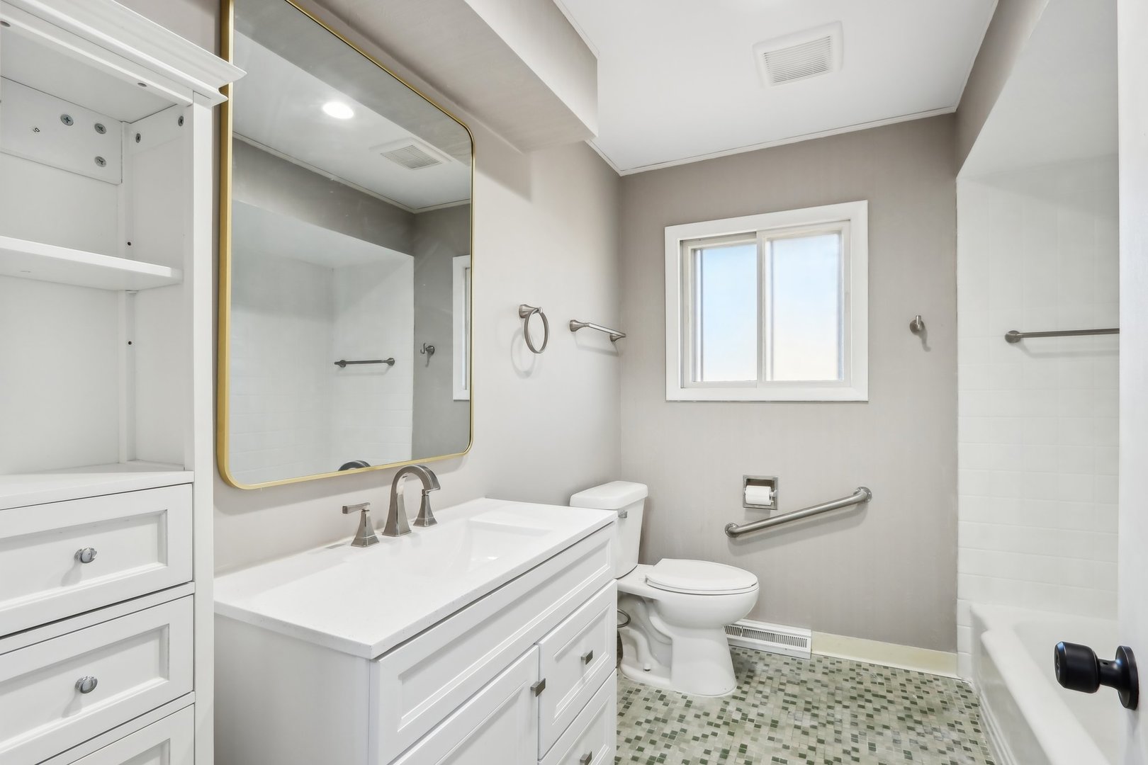 414 Skokie Court Property Photo 14