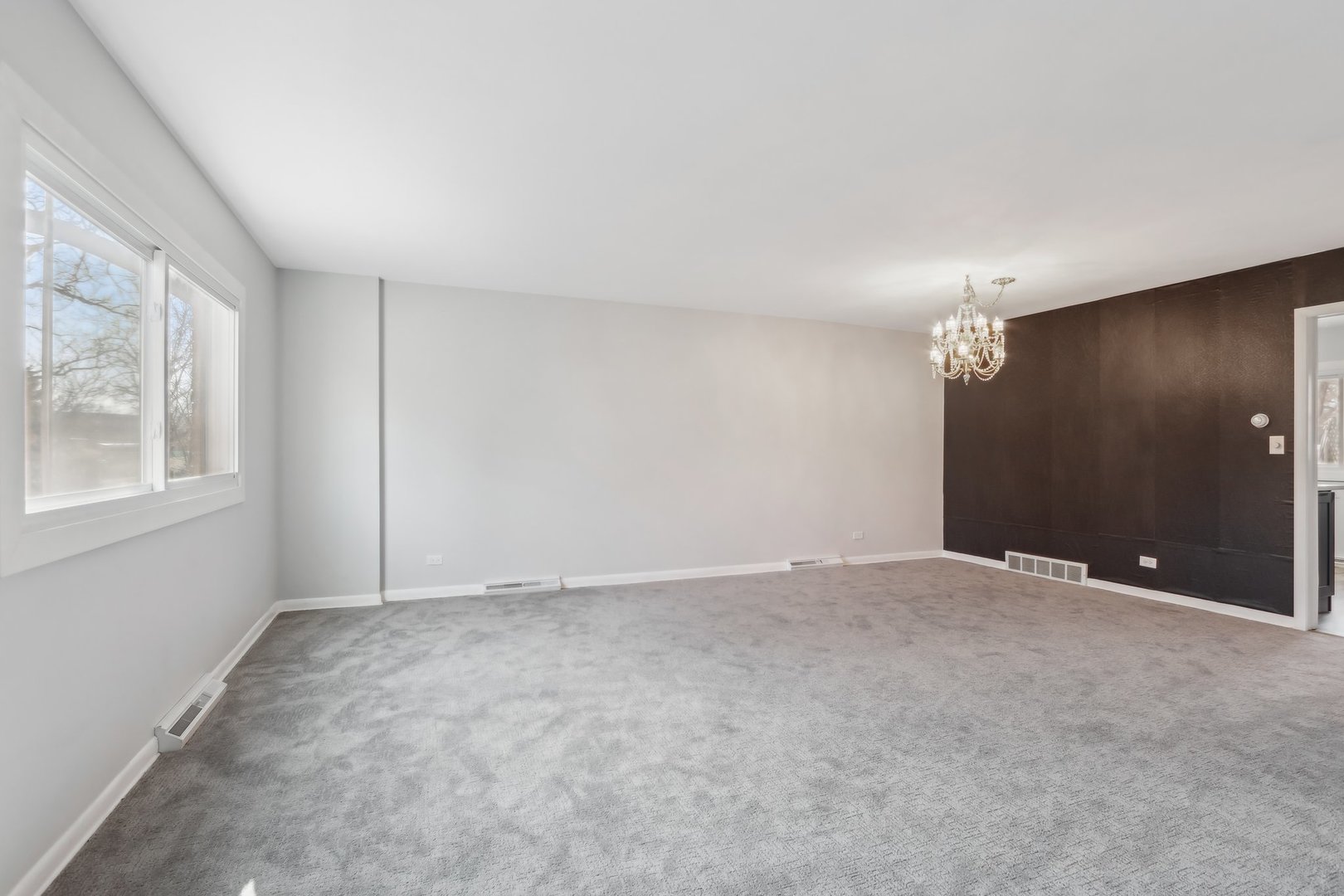 414 Skokie Court Property Photo 17