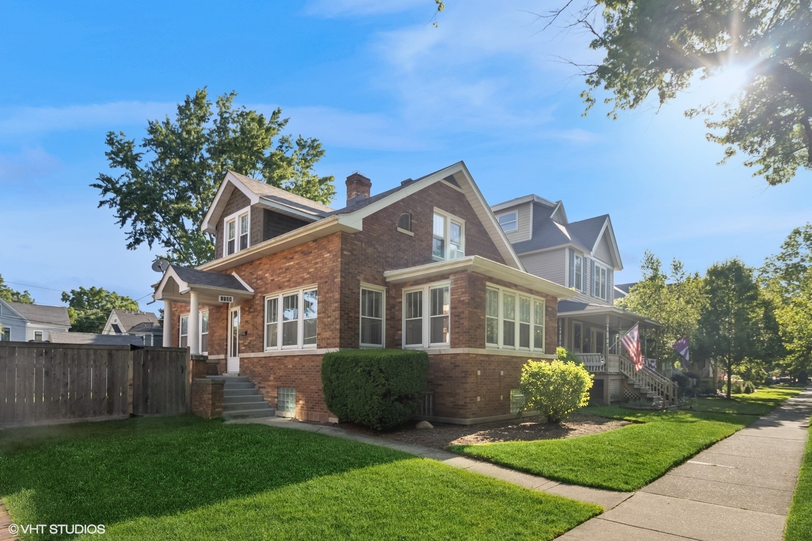 1524 Forest Avenue Property Photo 2