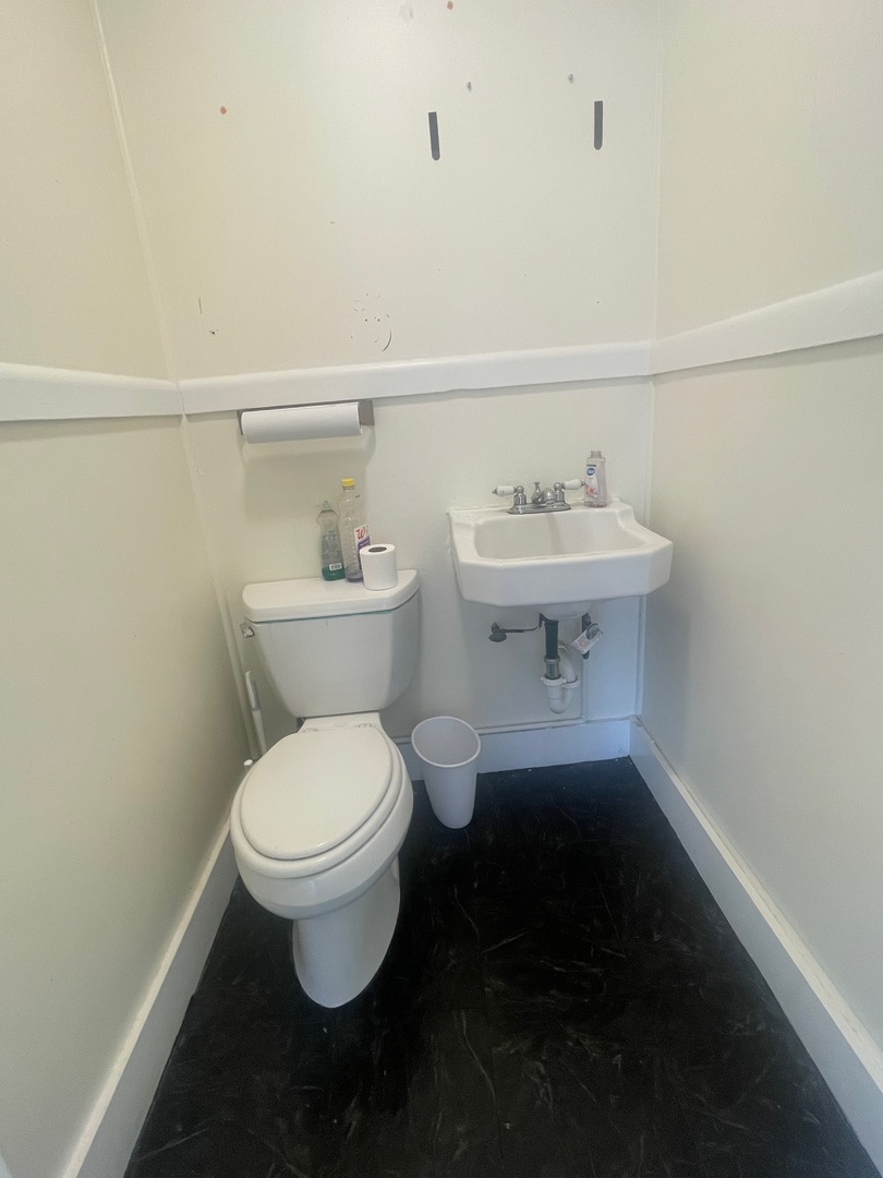 3940 Main Street Property Photo 5