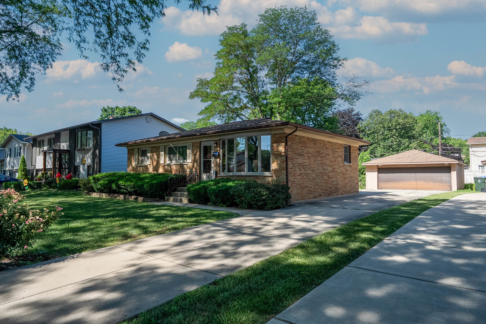 1416 S Chestnut Drive Property Photo 1