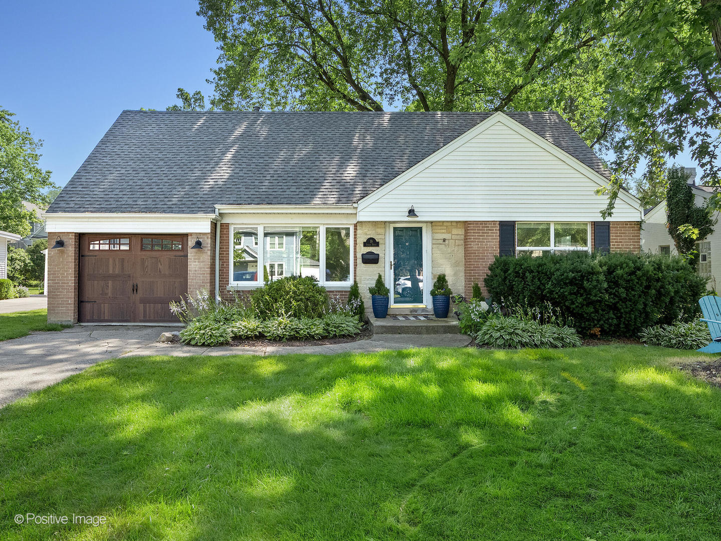 19 Indian Drive Property Photo 1