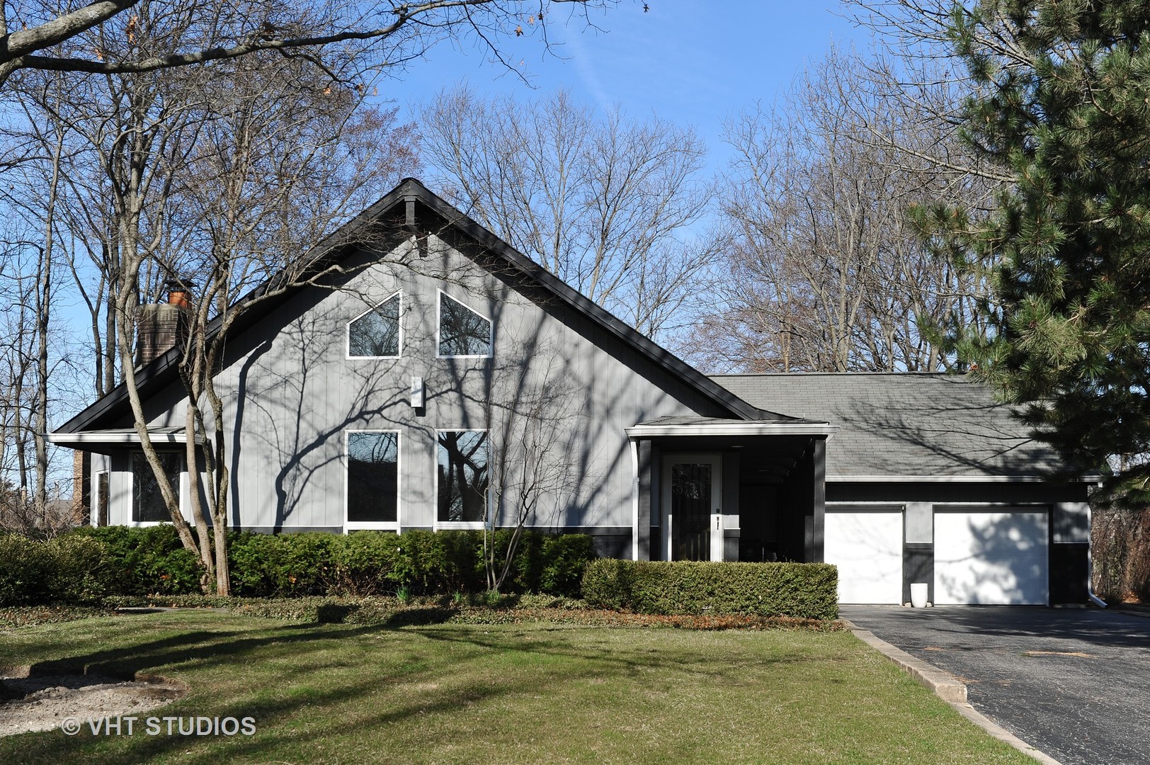 1140 Highland Avenue Property Photo 1