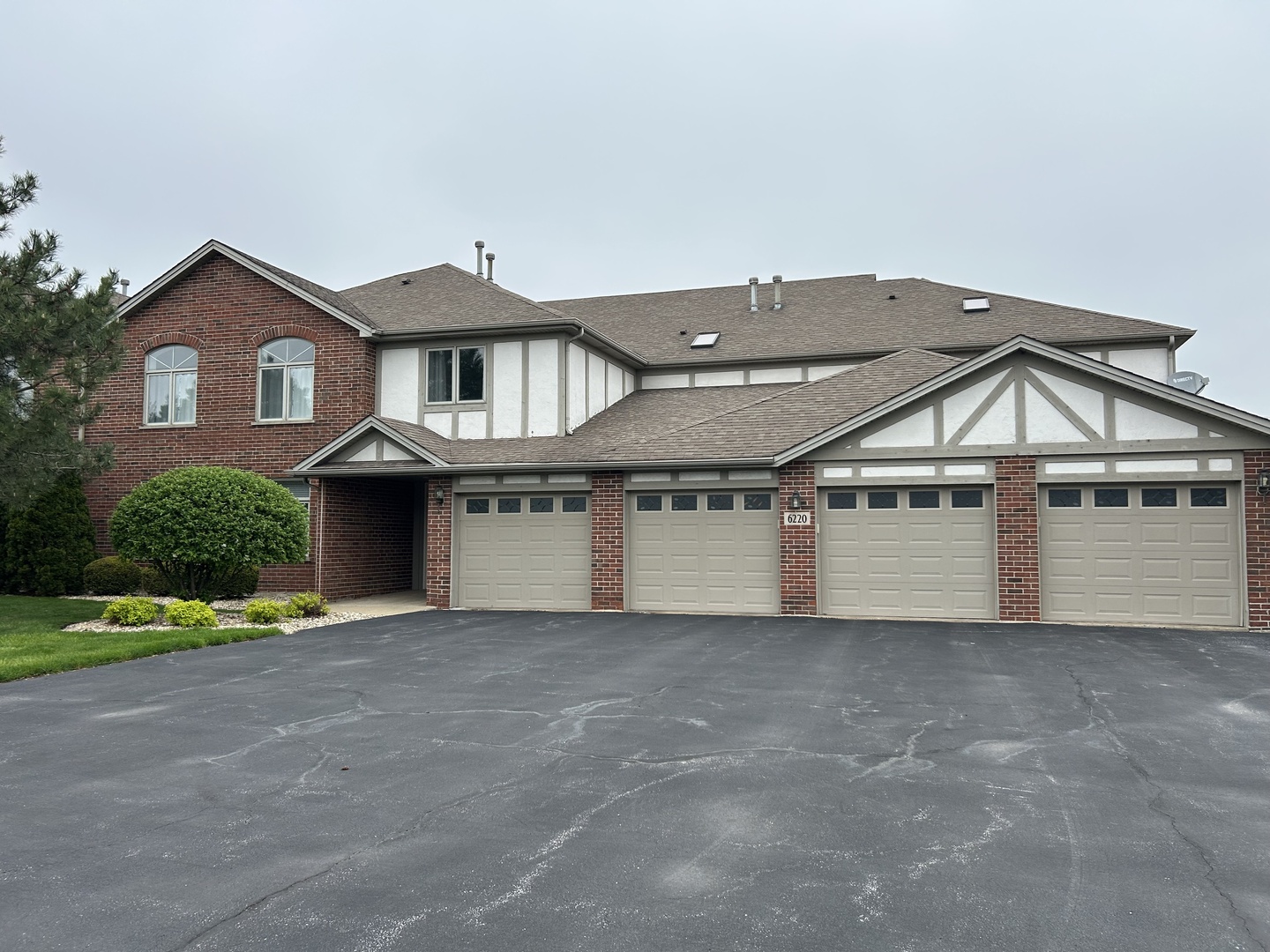 6220 Misty Pines Drive 3 Property Photo 1