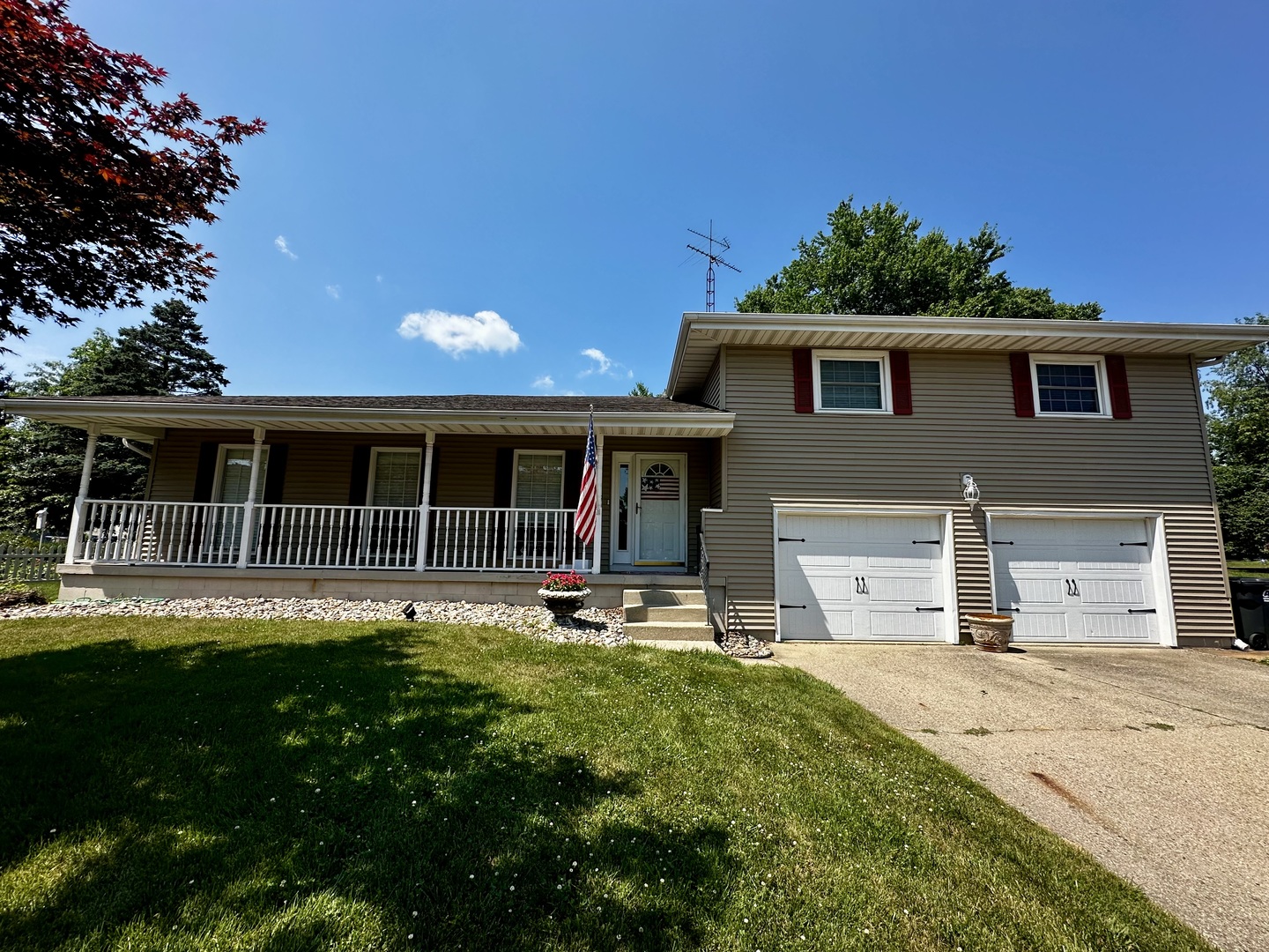 4670 N Adams Drive Property Photo 1