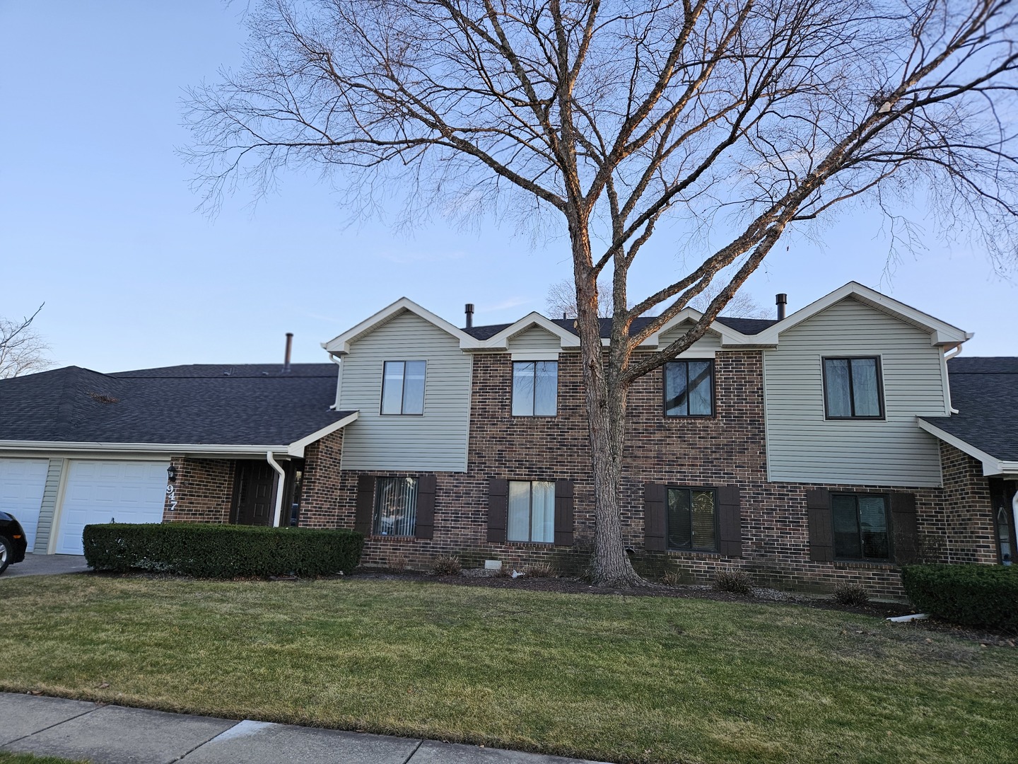 947 CROSS CREEK Drive BB2