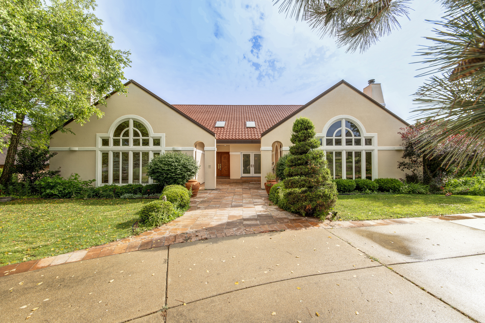 8170 Lake Ridge Drive Property Photo 1