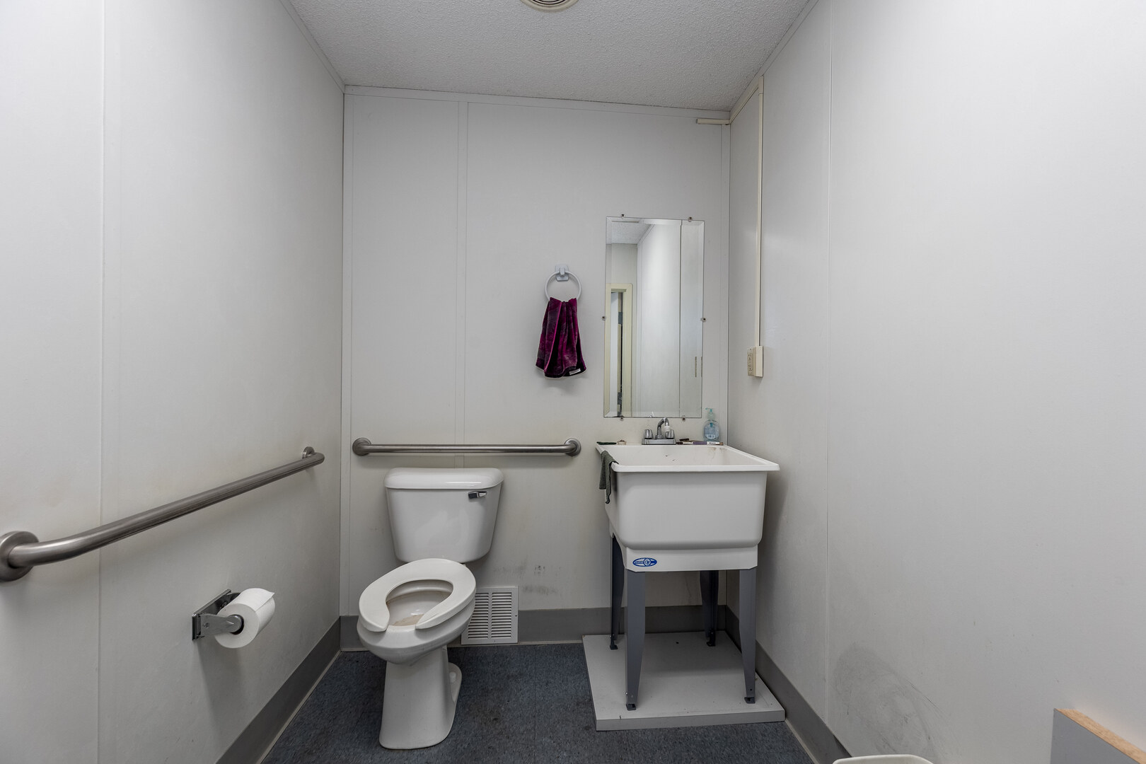 1313 Chestnut Street Property Photo 16