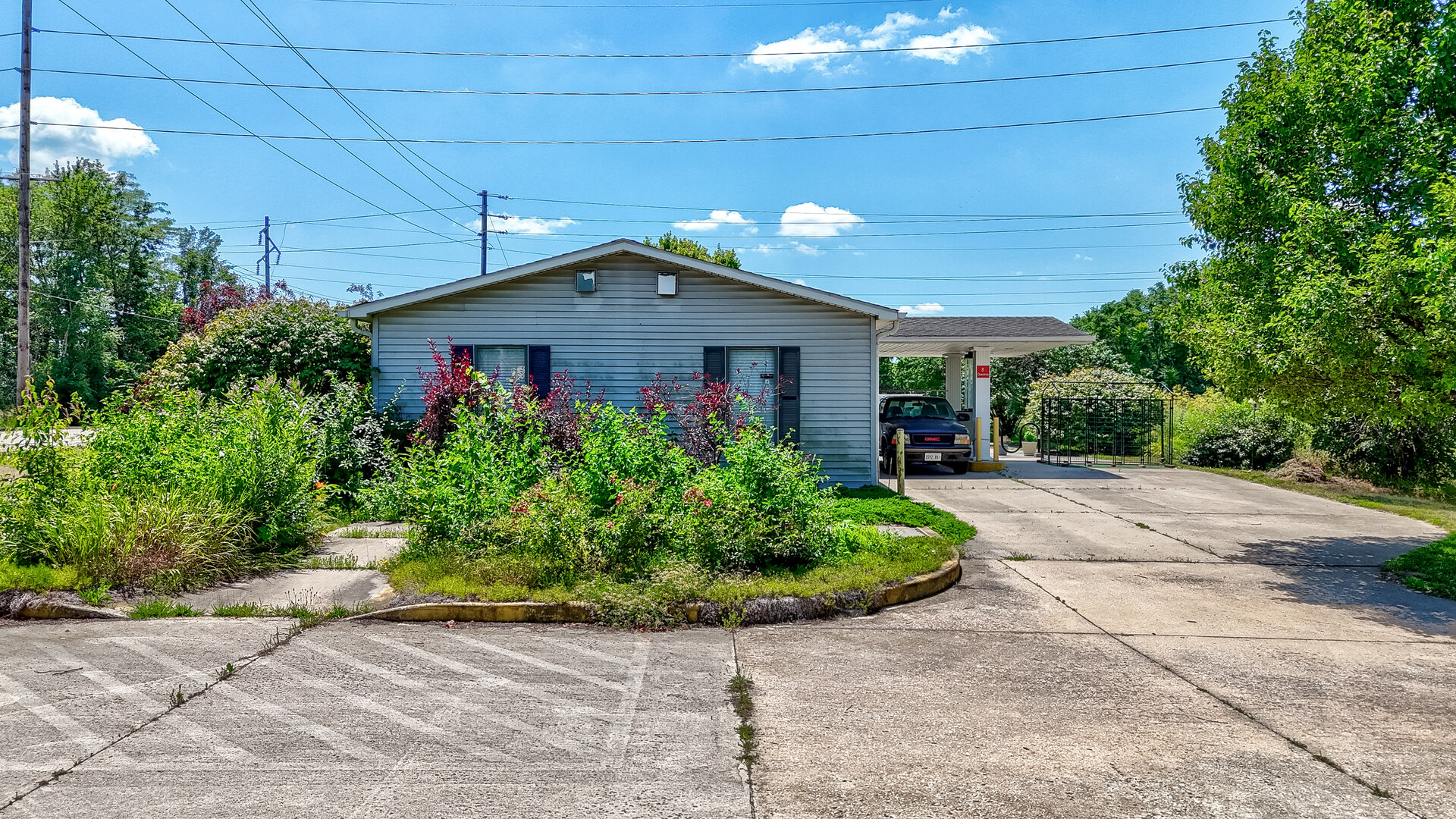 1313 Chestnut Street Property Photo 27