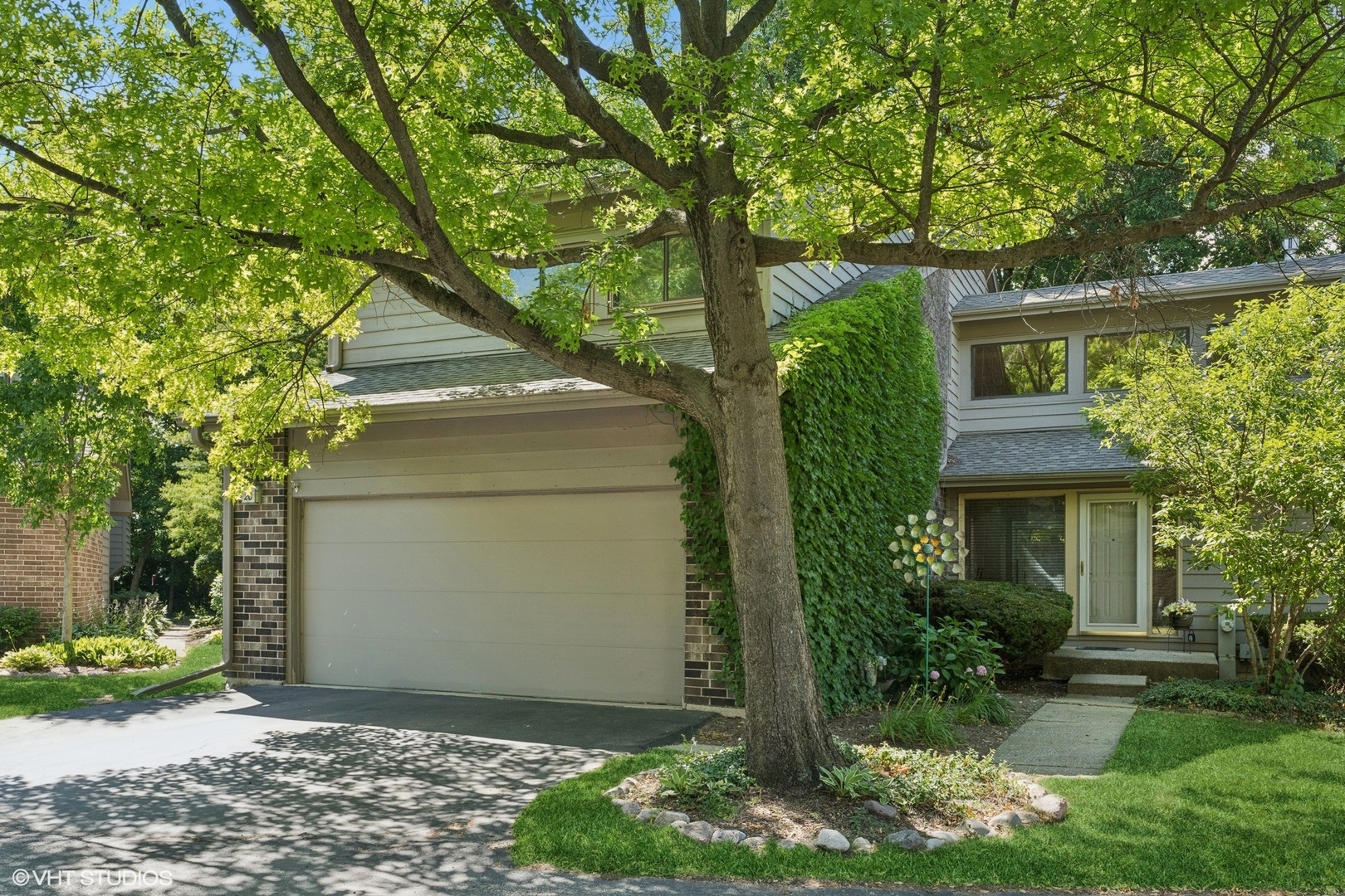 20 Brook Lane Property Photo 1