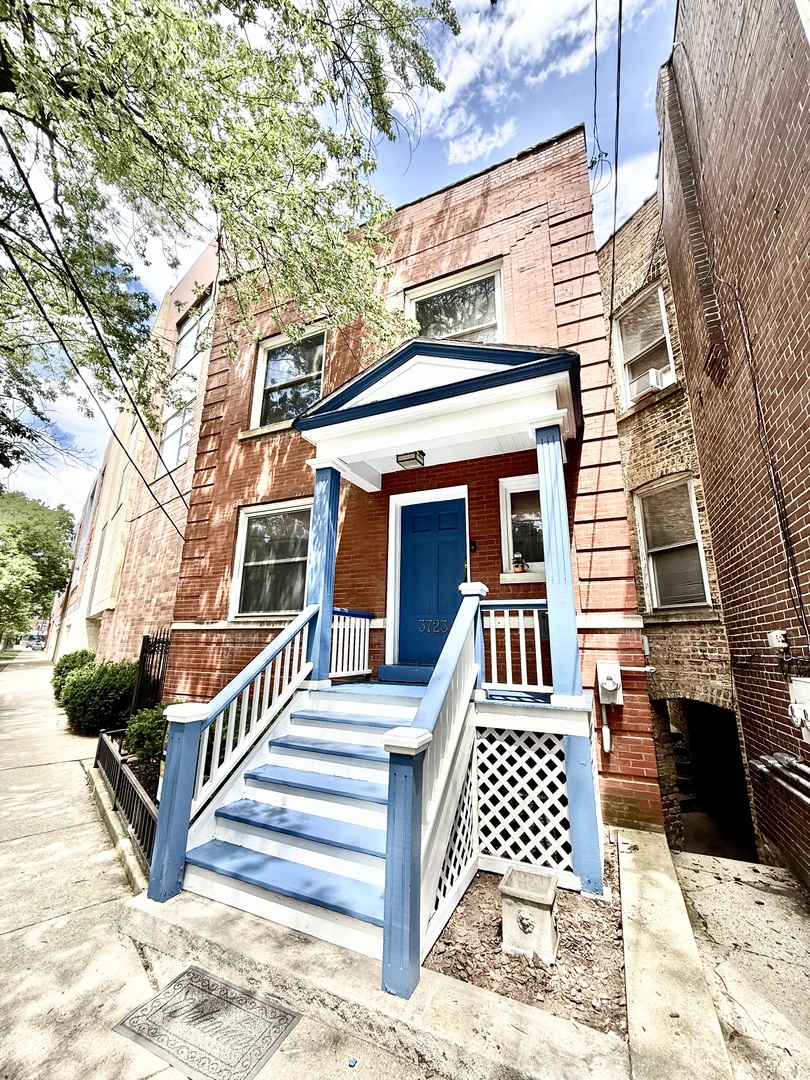 3723 N Wolcott Avenue Property Photo 1