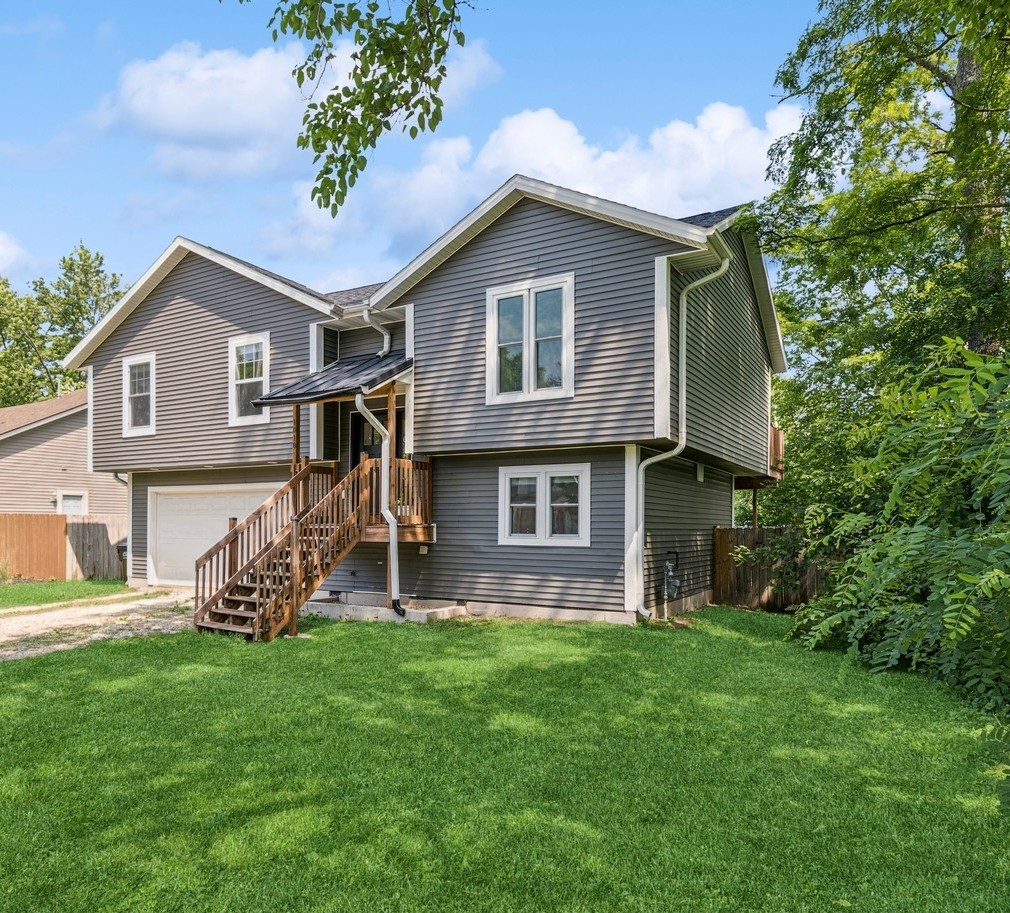 W1018 Larkspur Road