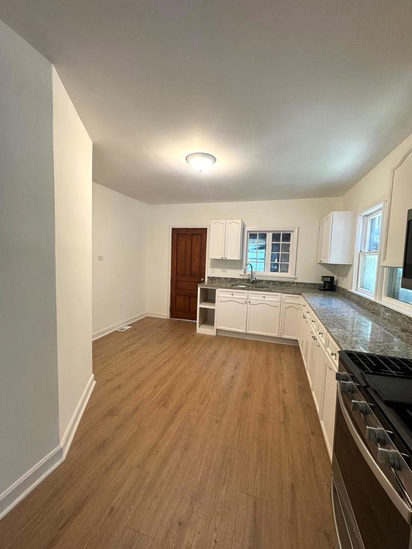 14040 Lincoln Avenue Property Photo 2