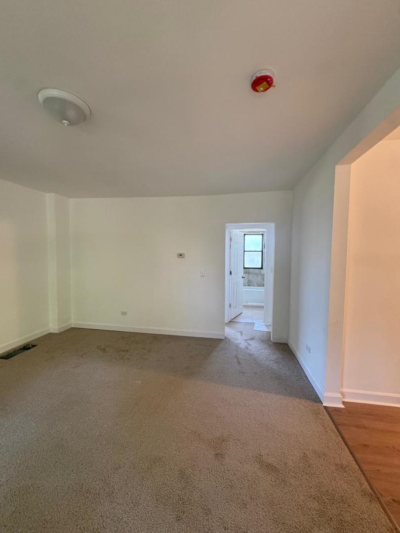 14040 Lincoln Avenue Property Photo 3