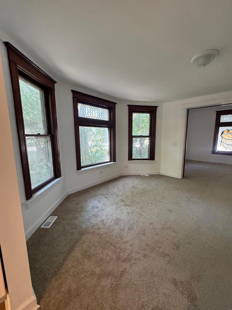 14040 Lincoln Avenue Property Photo 4