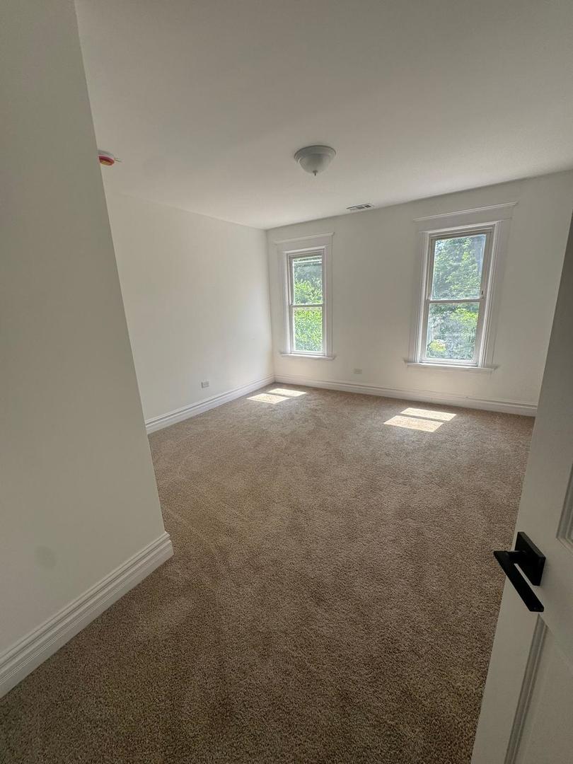 14040 Lincoln Avenue Property Photo 12