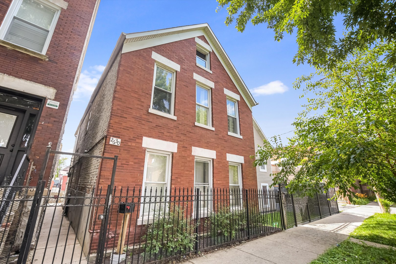 2630 S Spaulding Avenue Property Photo 1