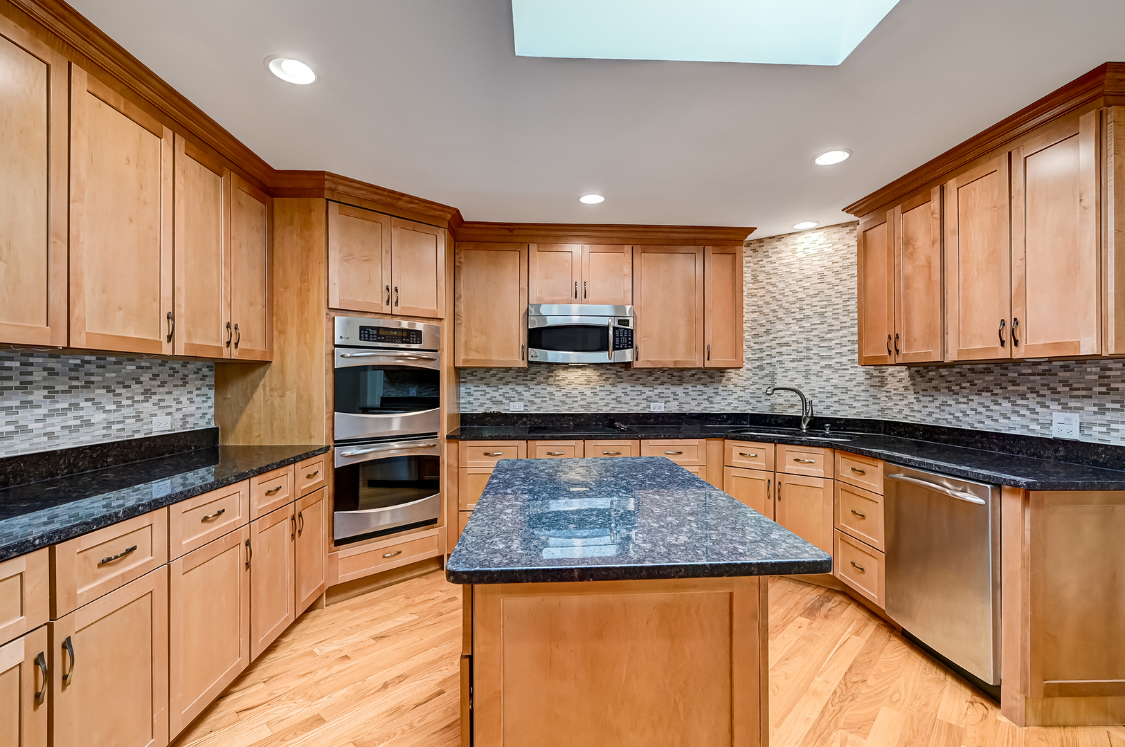 1409 Burr Oak Road 414a Property Photo 9