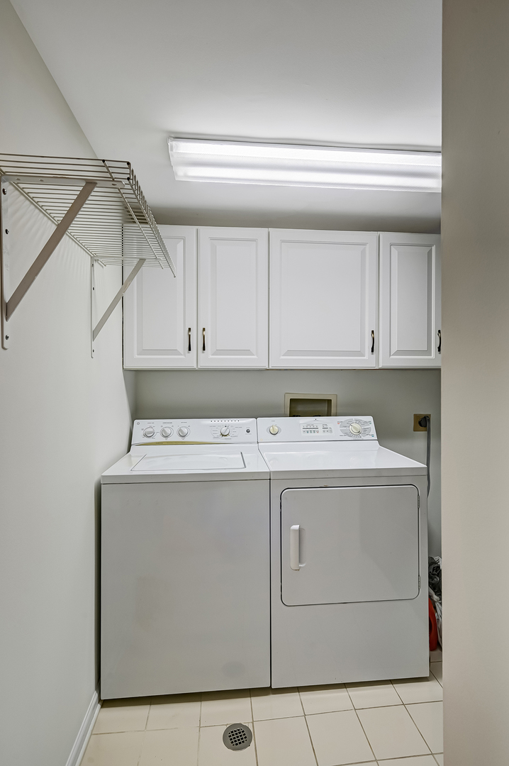 1409 Burr Oak Road 414a Property Photo 17