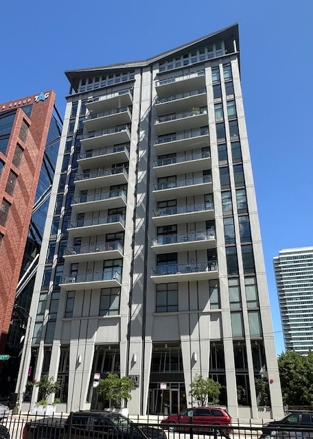 740 W Fulton Street 801 Property Photo 1