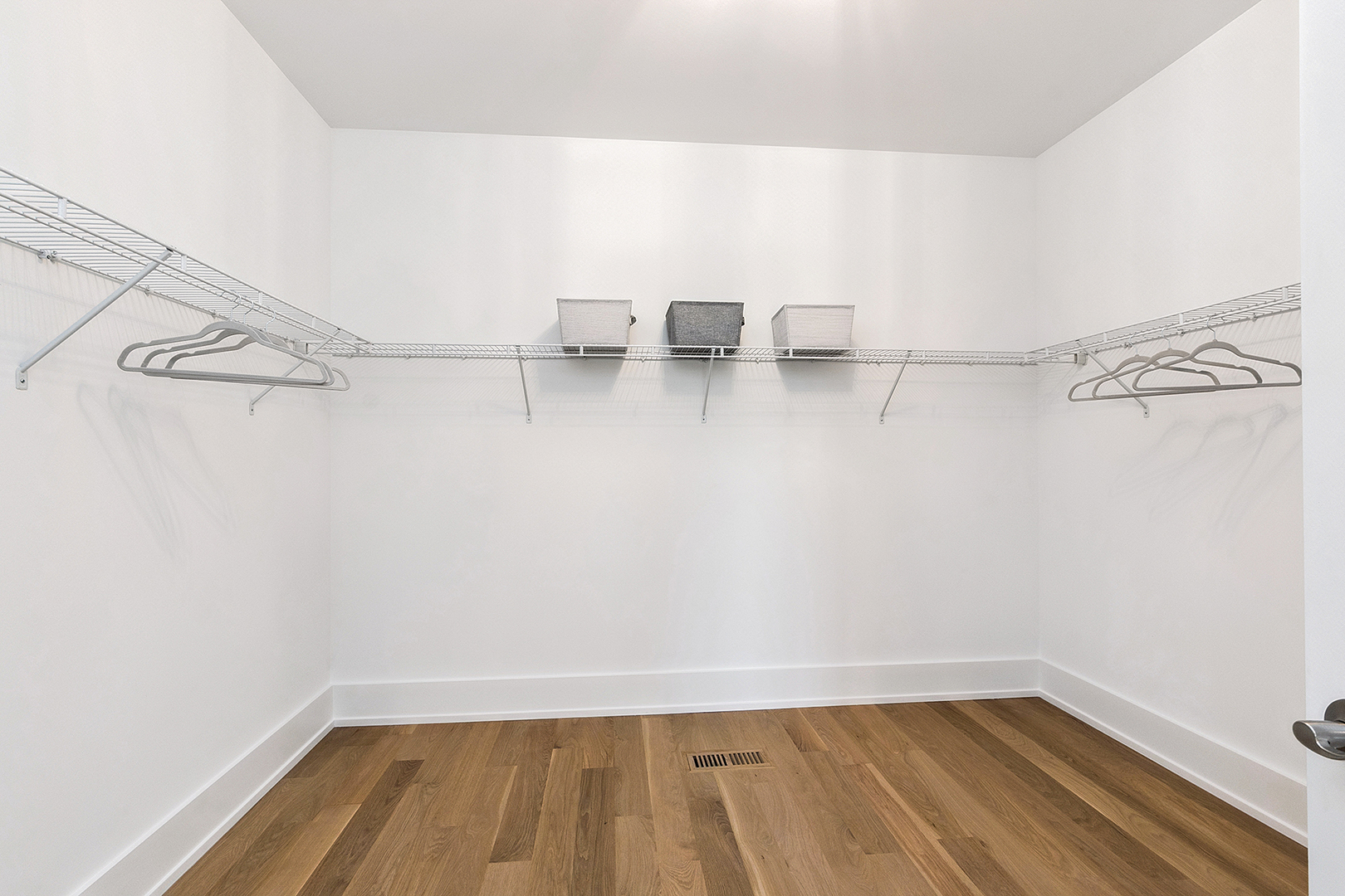 11049 Lizmore Lane 40b Property Photo 27