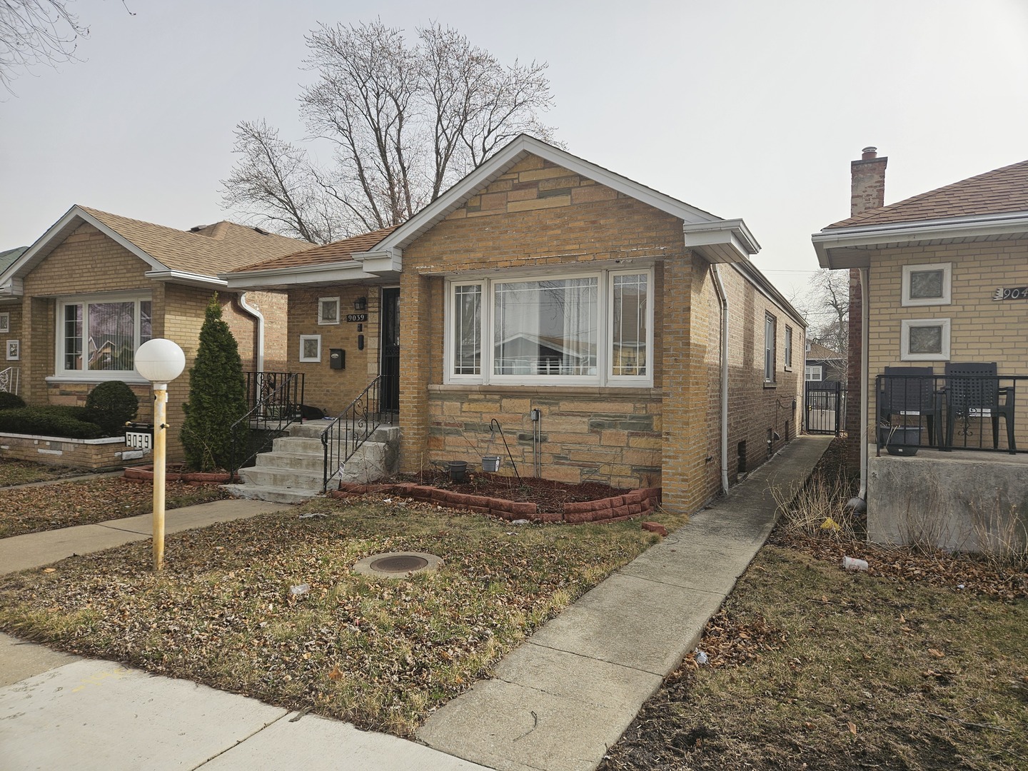 9039 S Phillips Avenue Property Photo 1