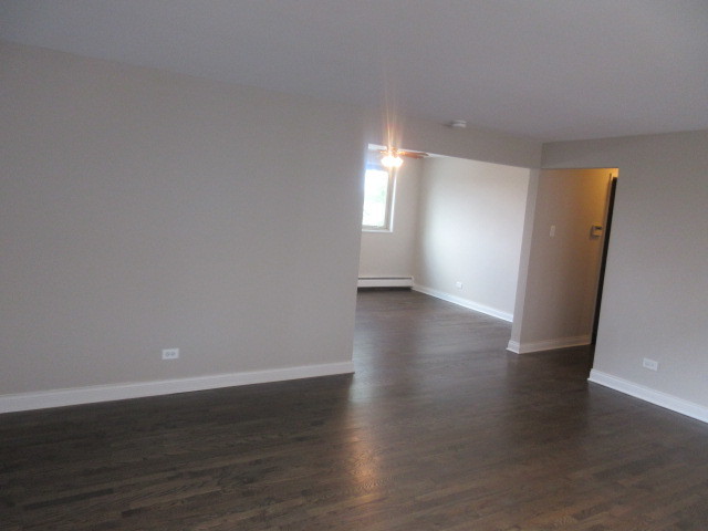 2012 W 111th Street 3s Property Photo 9