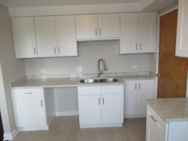 2012 W 111th Street 3s Property Photo 30