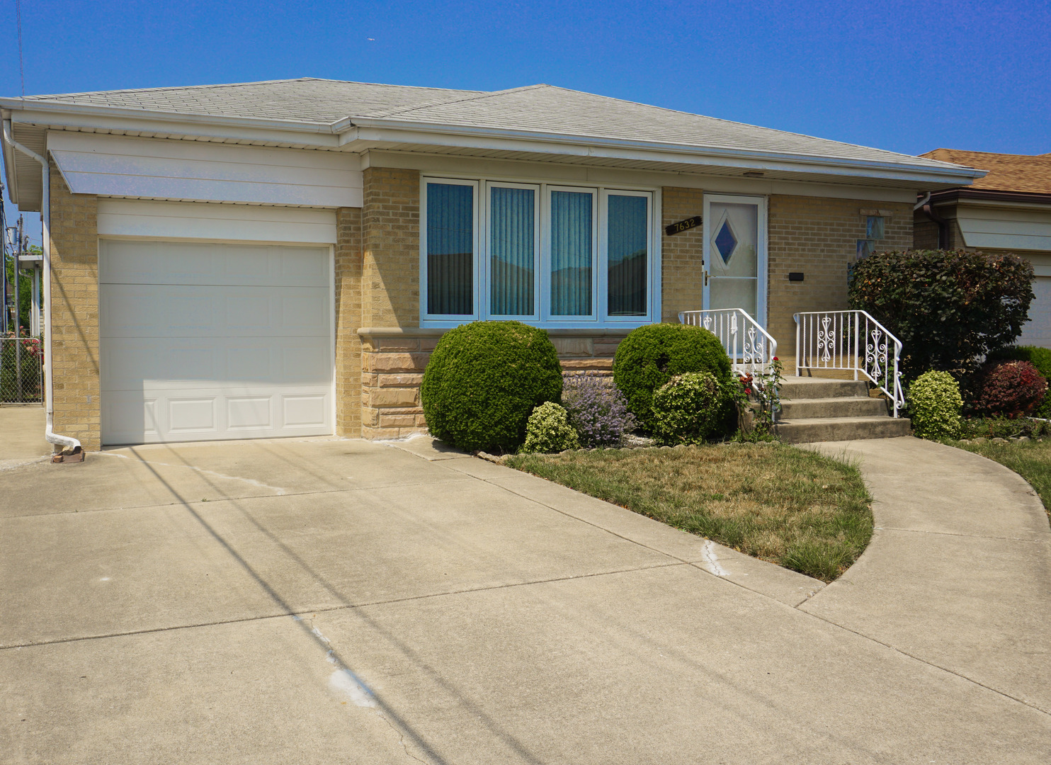 7632 W Norridge St Property Photo 1