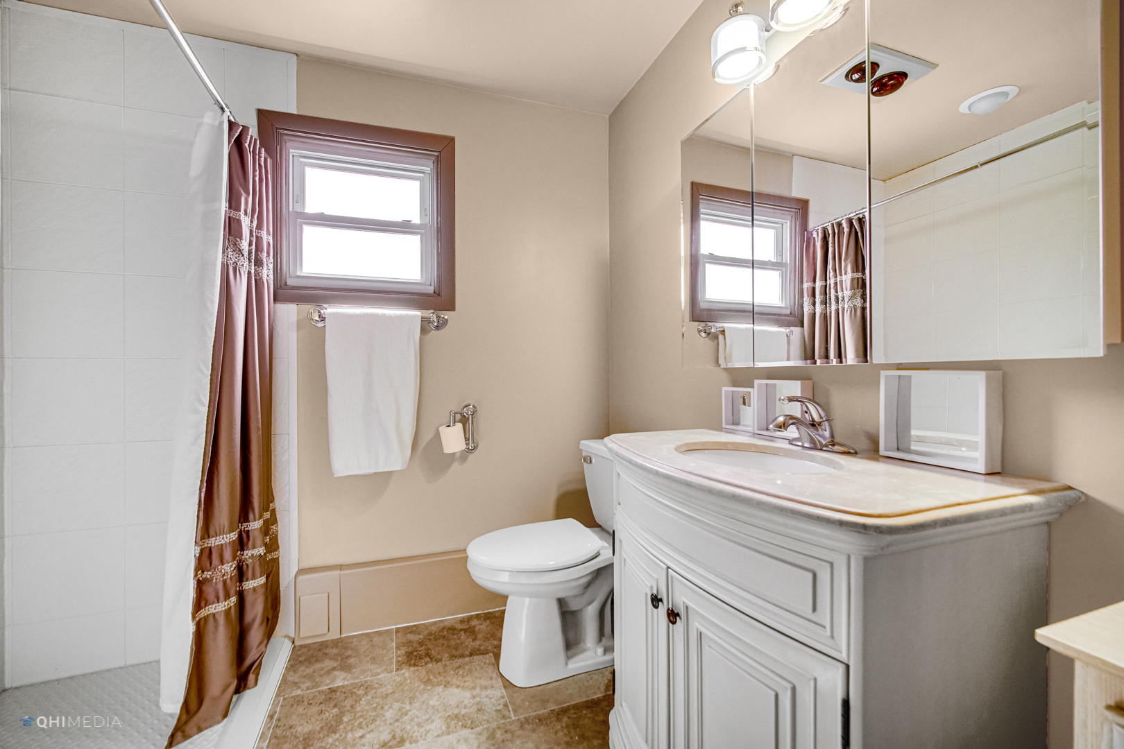 194 Joliet Road Property Photo 7
