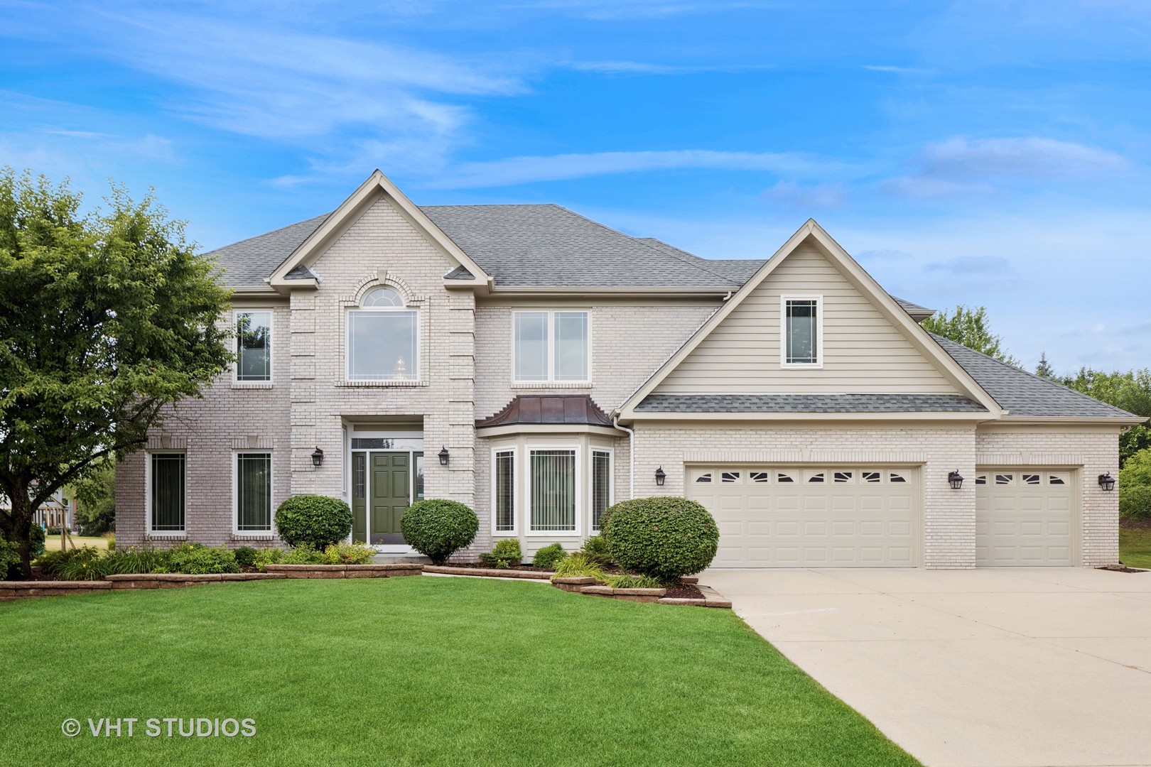 2249 kenyon Court Property Image