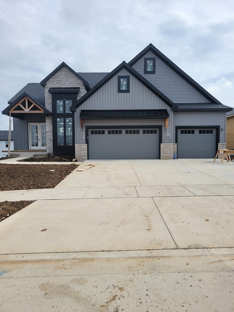 5209 Castlebar Drive Property Photo 1