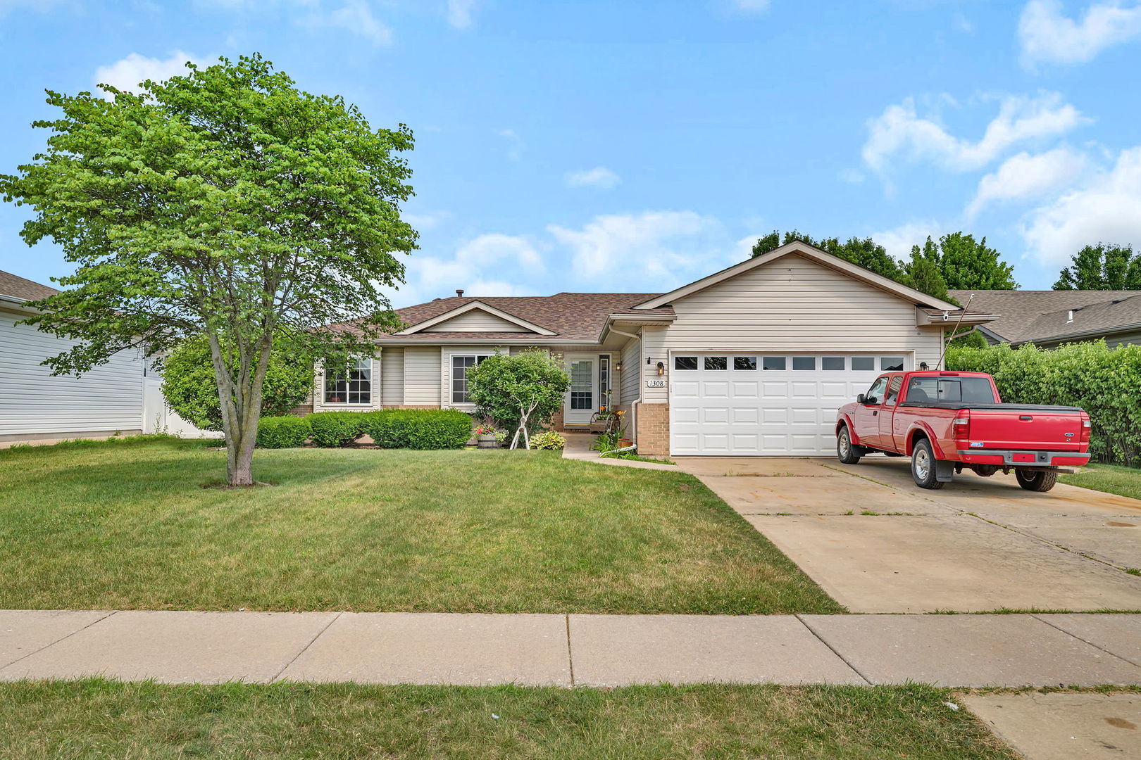 1308 Cumberland Drive Property Photo 1