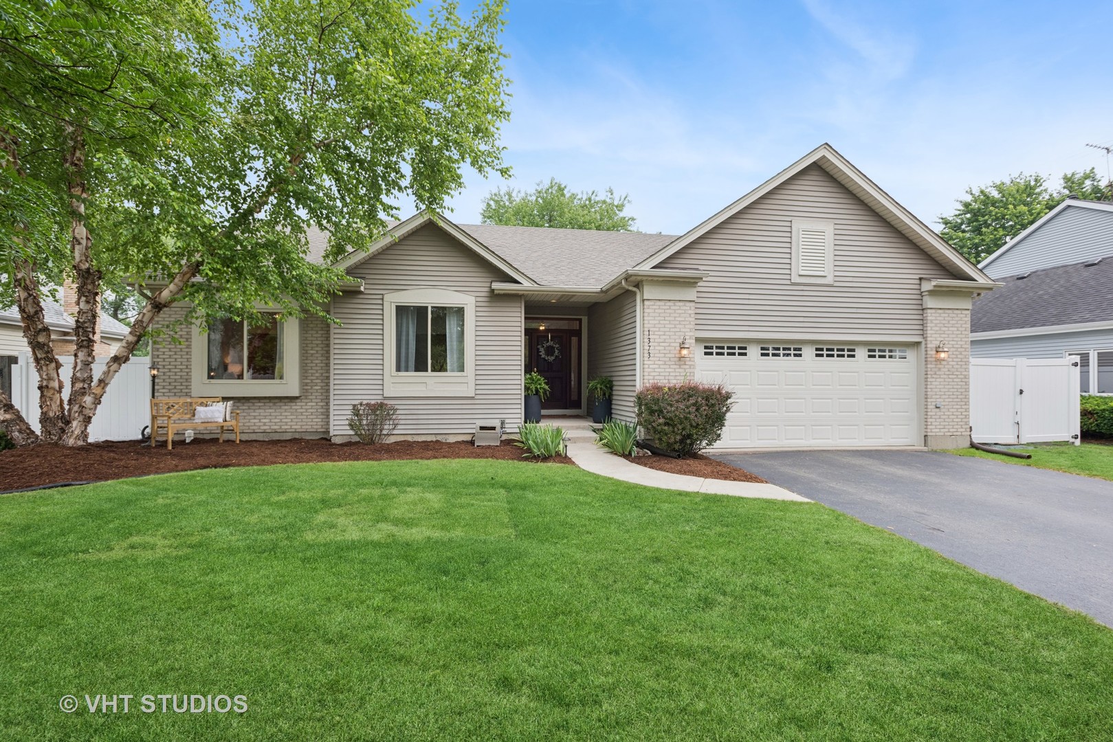 1373 Loch Lomond Drive Property Photo 1